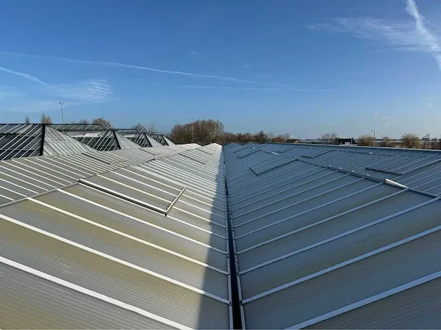 Loods / bedrijfsruimte 18x74 mtr (1332m2) - afbeelding 27 van  42