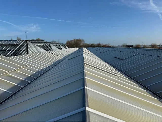 Loods / bedrijfsruimte 18x74 mtr (1332m2) - afbeelding 30 van  42