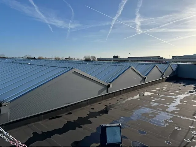 Loods / bedrijfsruimte 18x74 mtr (1332m2) - afbeelding 37 van  42