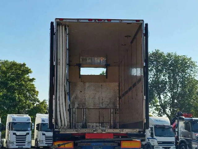 Losse krone geisoleerde laadbak voor vrachtwagen - afbeelding 14 van  14
