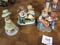 Lot beelden porselein - afbeelding 2 van  3