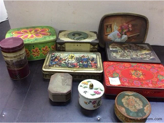 Lot blikken dozen - afbeelding 1 van  3