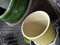 Lot bloemplotten + ijzeren mand - afbeelding 2 van  3