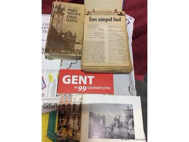 Lot boeken gent - afbeelding 3 van  4