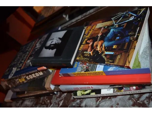 Lot boeken koers enz,,, - afbeelding 2 van  2