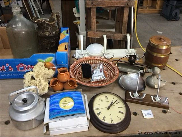 Lot brocante - afbeelding 1 van  3