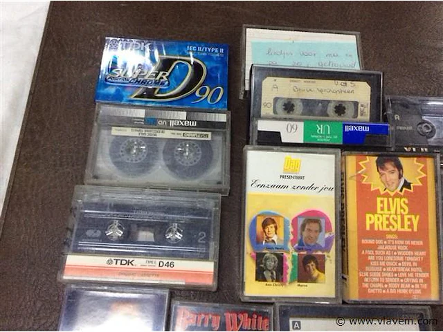 Lot cassettes - afbeelding 2 van  3
