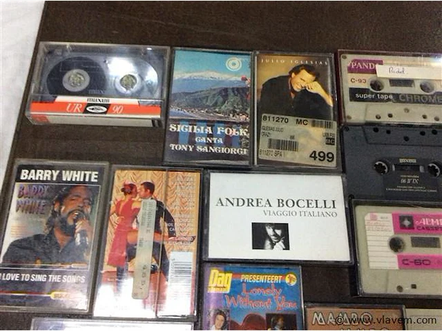 Lot cassettes - afbeelding 2 van  3