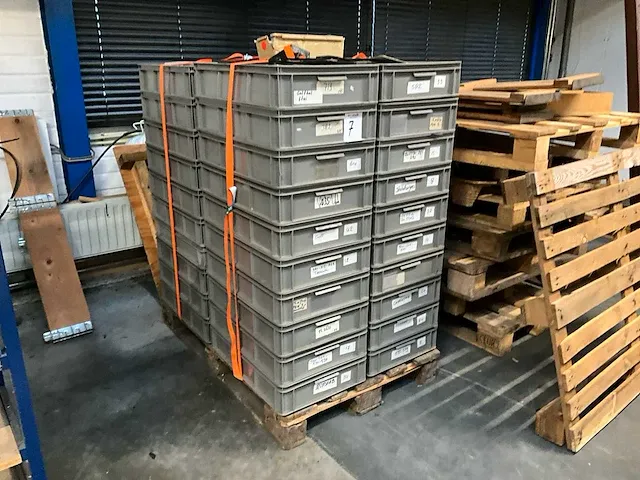 Lot diverse stansmessen - afbeelding 1 van  6