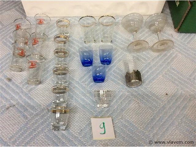 Lot druppelglaasjes - afbeelding 1 van  3