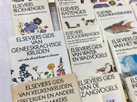 Lot elseviers gidsen natuur - afbeelding 2 van  3
