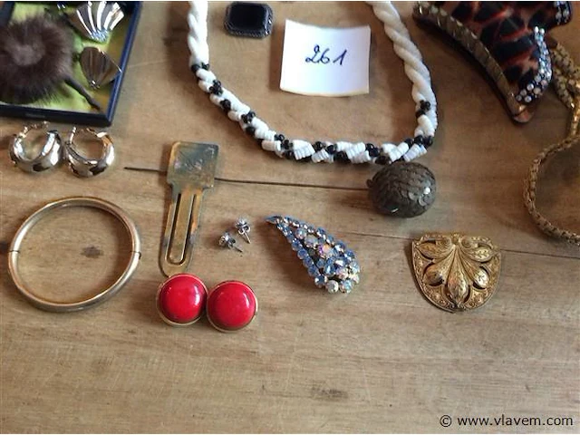 Lot fantasiejuwelen - afbeelding 3 van  3