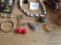 Lot fantasiejuwelen - afbeelding 3 van  3