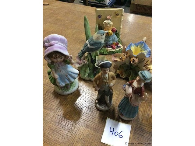 Lot figuurtjes - afbeelding 3 van  3