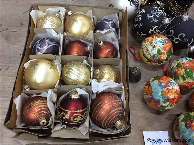 Lot kerstballen - afbeelding 2 van  4
