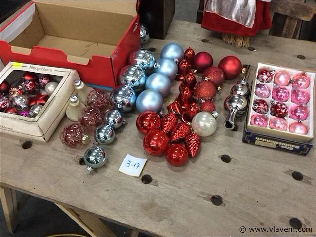 Lot kerstballen - afbeelding 1 van  4