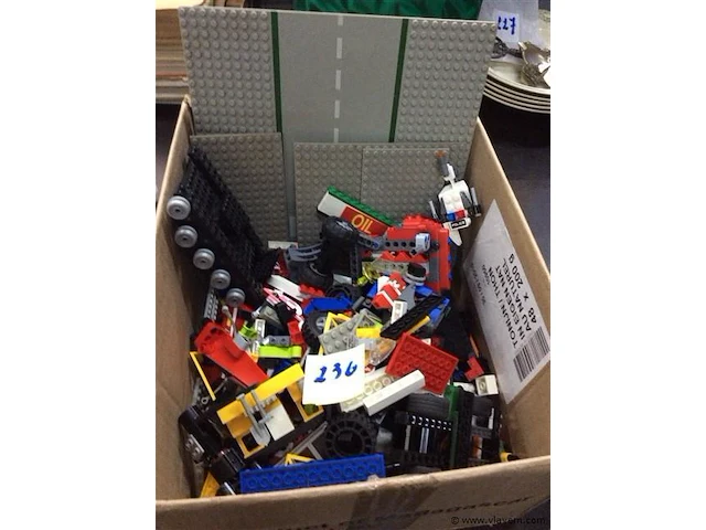 Lot lego - afbeelding 1 van  2