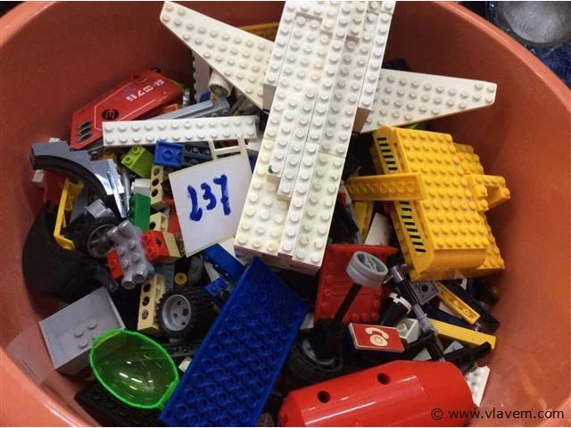 Lot lego - afbeelding 1 van  2