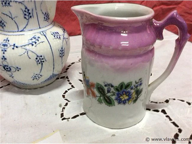 Lot melkkannetjes - afbeelding 3 van  3