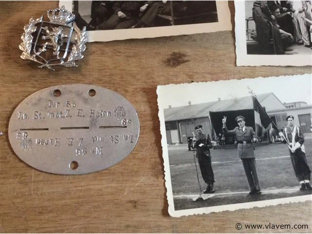 Lot militaria divers oa foto's - afbeelding 3 van  3