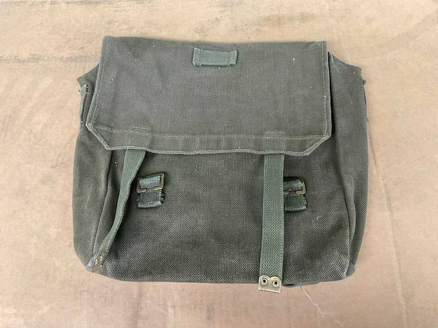 Lot of army bags - afbeelding 2 van  6