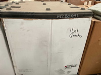 Lot of different pouches - afbeelding 2 van  2