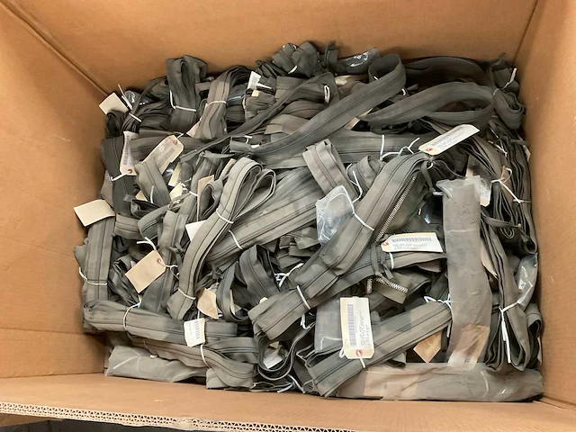 Lot of fastener slide interlocking - afbeelding 2 van  3