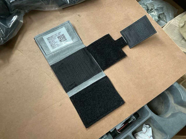 Lot of left shoulder strap t-kits - afbeelding 1 van  5