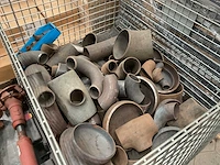 Lot of steel parts - afbeelding 1 van  4