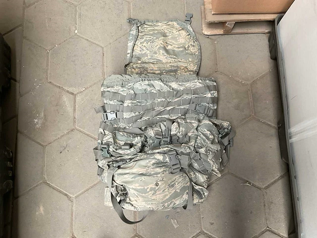 Lot off backpacks - afbeelding 1 van  4