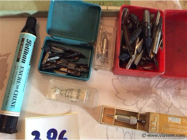 Lot oud bureaumateriaal - afbeelding 2 van  3