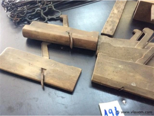 Lot oud werkmateriaal - afbeelding 4 van  5