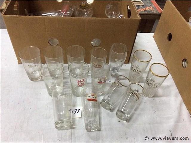 Lot oude glazen - afbeelding 1 van  2