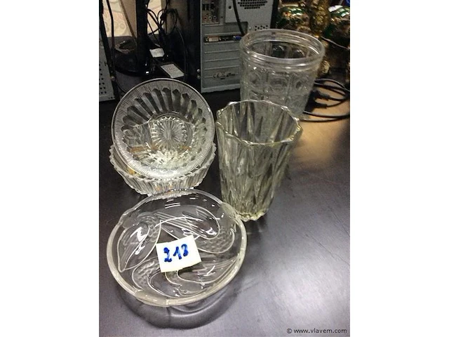 Lot schalen en vazen glas - afbeelding 1 van  2