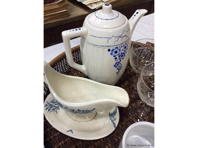 Lot varia met mand - afbeelding 3 van  3