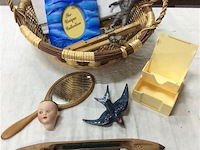 Lot varia oa porseleinen hoofdje - afbeelding 1 van  3