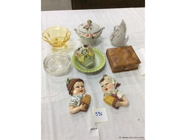 Lot varia - afbeelding 1 van  3