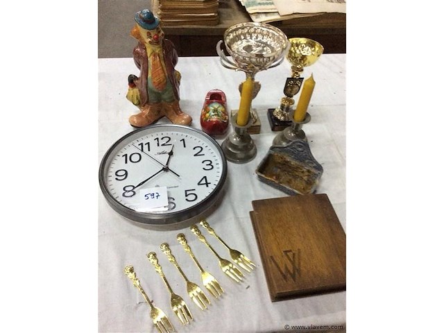 Lot varia - afbeelding 1 van  3