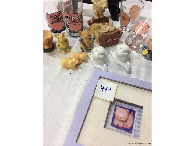 Lot varkentjes - afbeelding 2 van  4