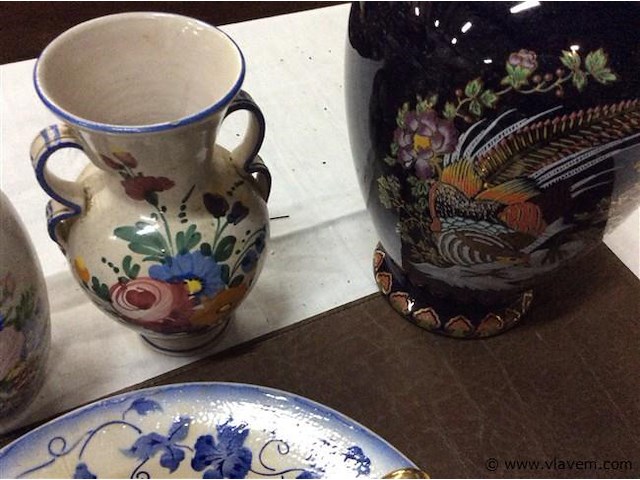 Lot vazen + - afbeelding 4 van  4