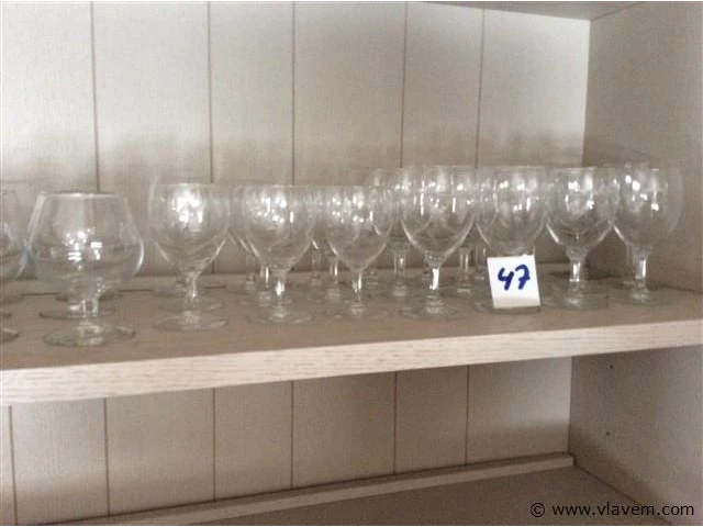 Lot wijnglazen - afbeelding 1 van  3