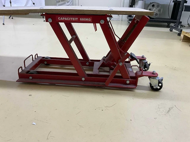 Lotus hydraulisch heftafel - afbeelding 1 van  5