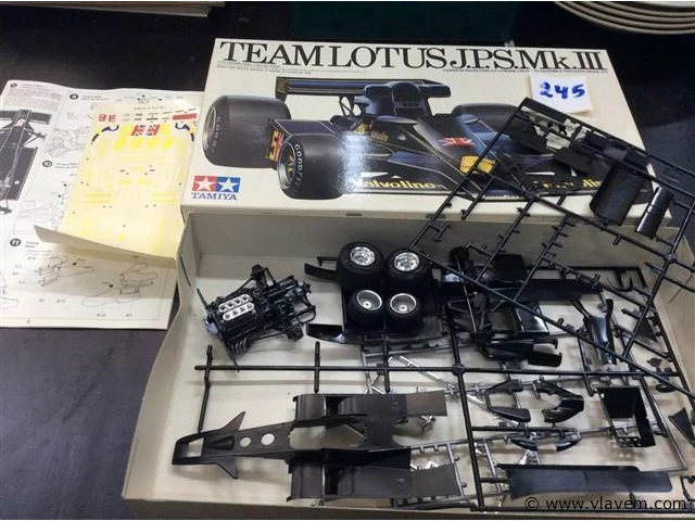 Lotus - afbeelding 1 van  3