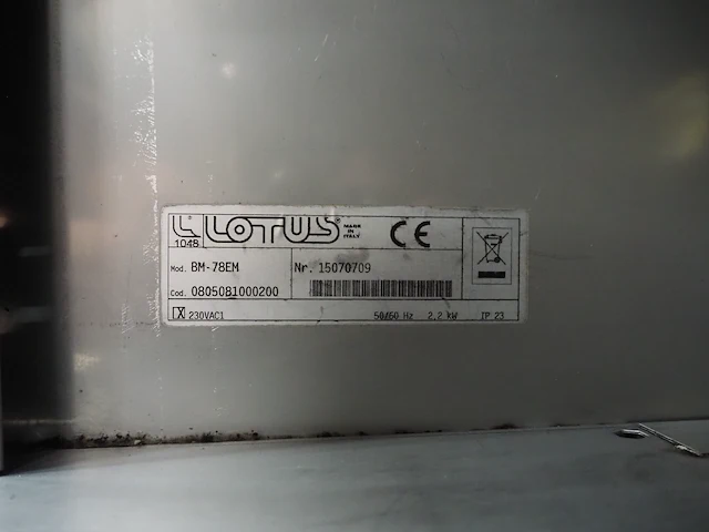 Lotus - afbeelding 2 van  10