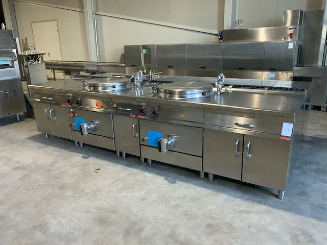 Lotus/electrolux bak- en kookeiland “rvs” - afbeelding 1 van  45