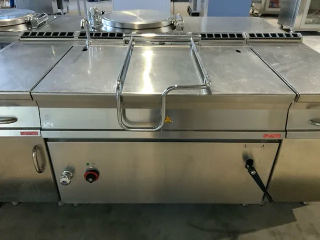 Lotus/electrolux bak- en kookeiland “rvs” - afbeelding 24 van  45