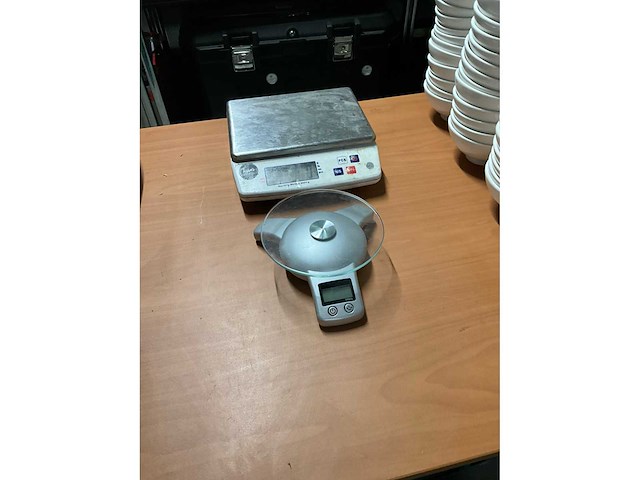 Louis tellier keukenweegschalen (2x) - afbeelding 2 van  6