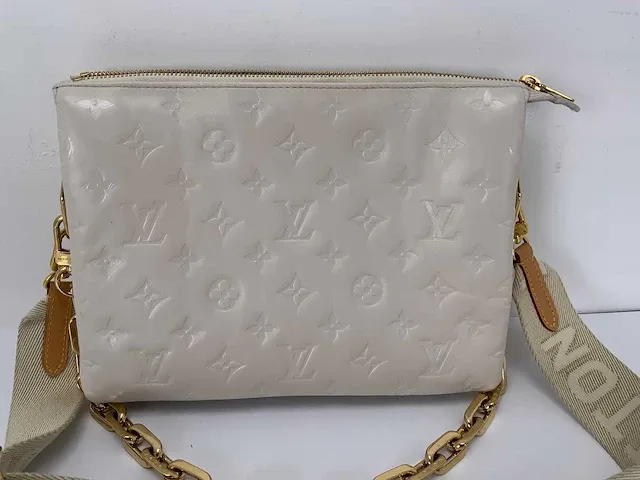 Louis vuitton - monogram coussin pm- creme - afbeelding 5 van  6