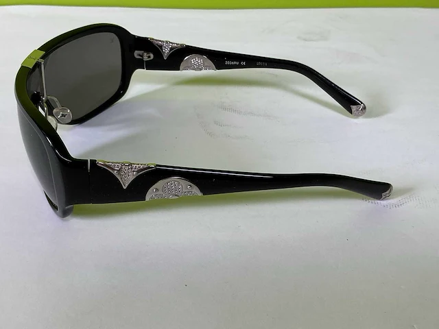 Louis vuitton dames zonnebril - afbeelding 6 van  12