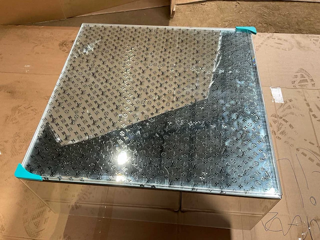 Louis vuitton salontafel - afbeelding 3 van  5